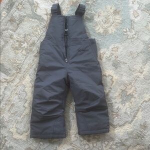 Arctix Kids Snowpants in Dark Gray
